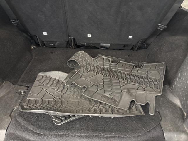 used 2015 Jeep Wrangler Unlimited car, priced at $11,762