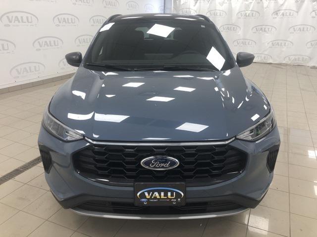 new 2025 Ford Escape car, priced at $33,702