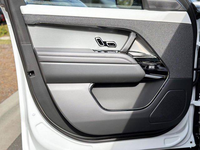 new 2025 Land Rover Range Rover Sport car
