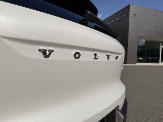 used 2019 Volvo XC40 car, priced at $20,453