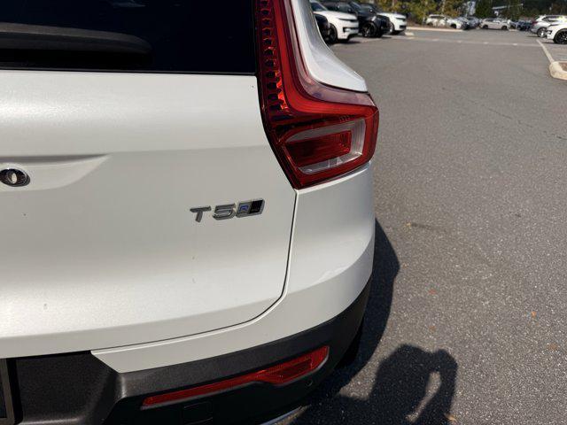 used 2019 Volvo XC40 car, priced at $20,453