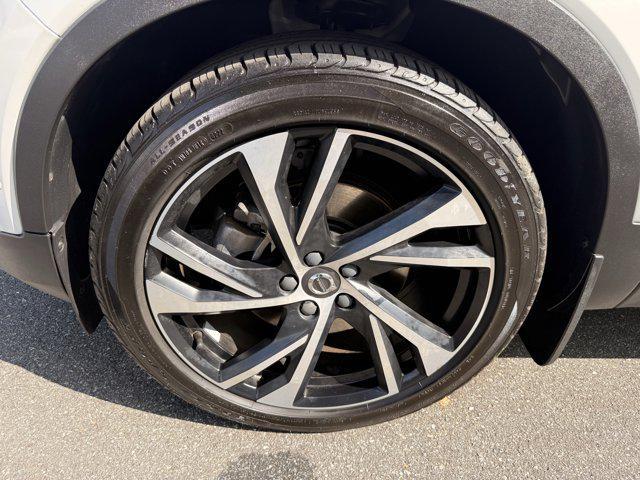 used 2019 Volvo XC40 car, priced at $20,453