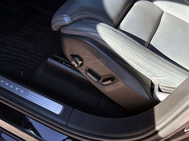 used 2020 Volvo XC90 car, priced at $28,000