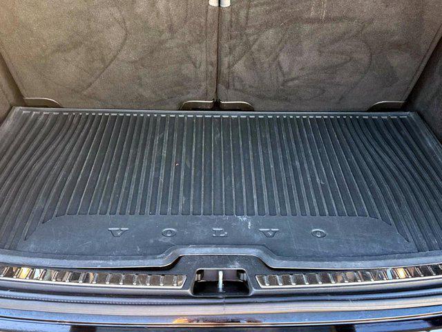 used 2020 Volvo XC90 car, priced at $28,000