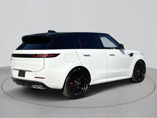 new 2025 Land Rover Range Rover Sport car, priced at $126,305