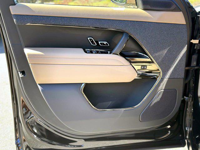 new 2025 Land Rover Range Rover Sport car, priced at $94,190