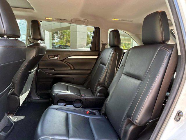used 2018 Toyota Highlander car, priced at $25,273