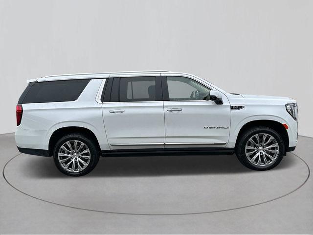 used 2022 GMC Yukon XL car, priced at $59,822