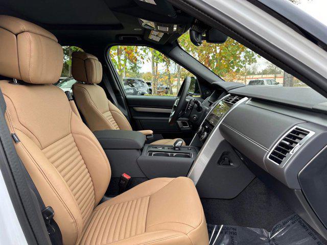 new 2025 Land Rover Discovery car, priced at $80,525