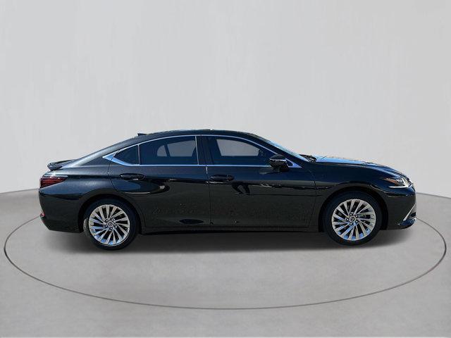 used 2022 Lexus ES 350 car, priced at $43,272