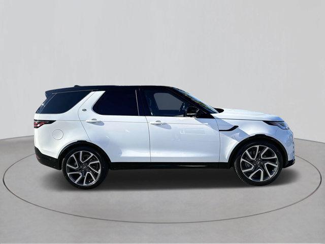 new 2025 Land Rover Discovery car, priced at $74,668