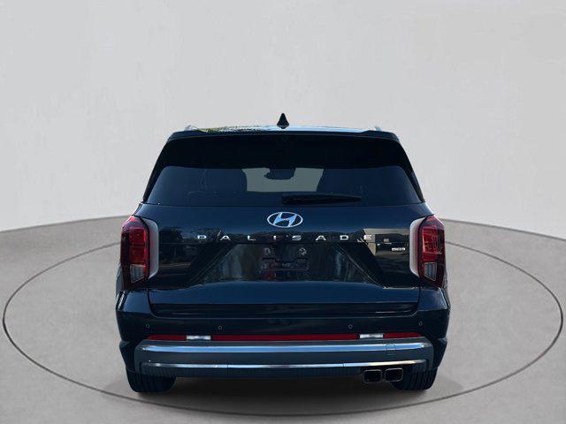 used 2024 Hyundai Palisade car, priced at $42,789