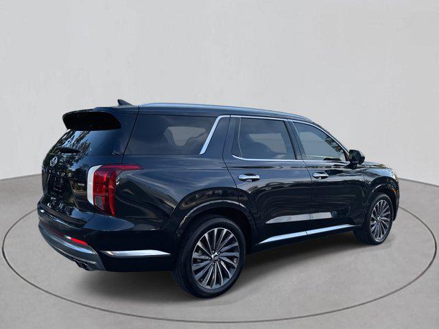 used 2024 Hyundai Palisade car, priced at $42,789