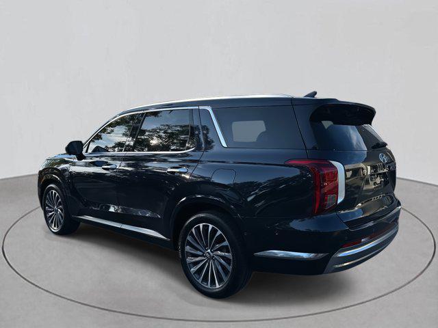 used 2024 Hyundai Palisade car, priced at $42,789