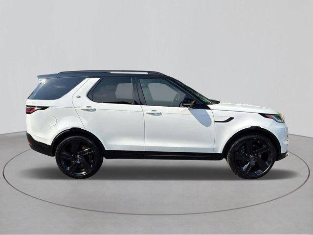 new 2024 Land Rover Discovery car, priced at $87,058