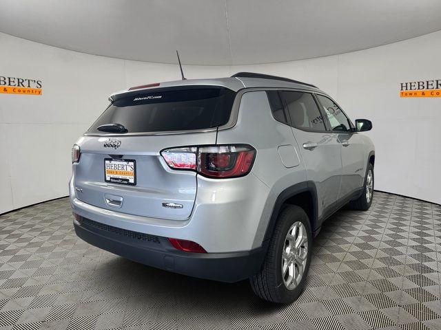 new 2025 Jeep Compass car, priced at $30,760