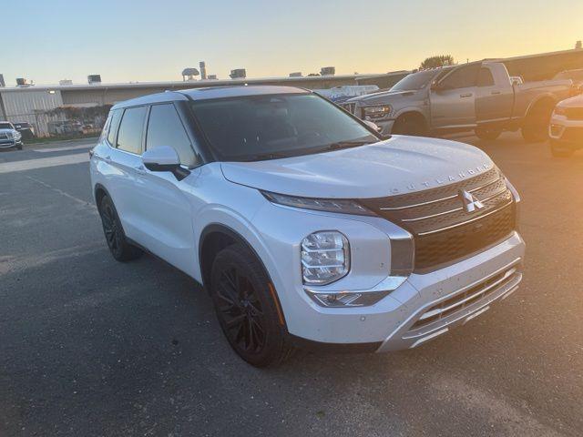 used 2022 Mitsubishi Outlander car, priced at $19,000
