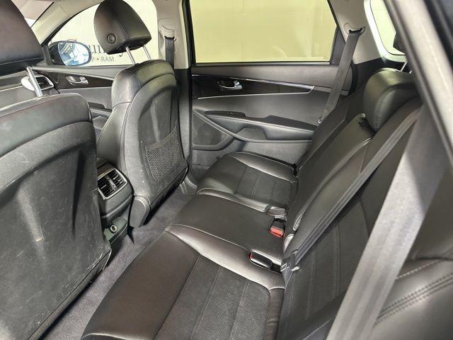 used 2020 Kia Sorento car, priced at $13,426