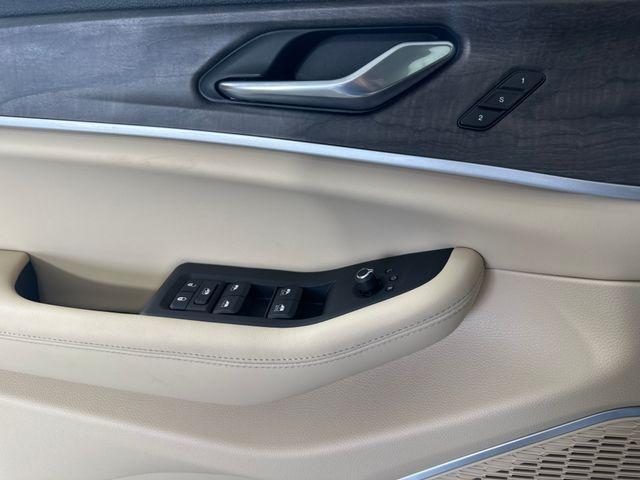 new 2025 Jeep Grand Cherokee car, priced at $47,596
