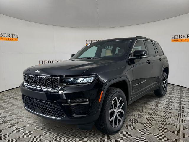 new 2025 Jeep Grand Cherokee car, priced at $47,596
