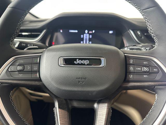 new 2025 Jeep Grand Cherokee car, priced at $47,596