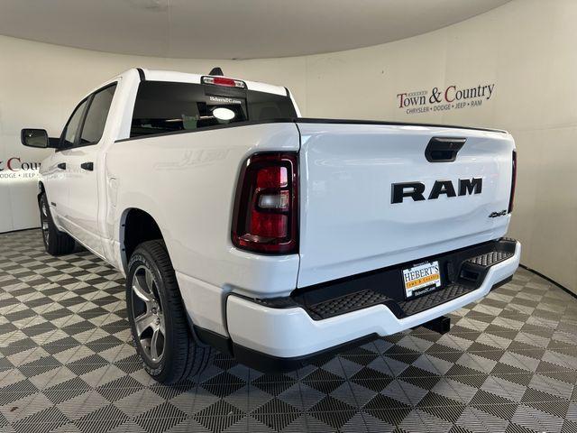 new 2025 Ram 1500 car, priced at $43,995