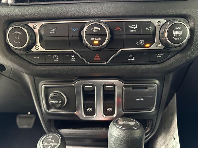 new 2025 Jeep Wrangler car, priced at $34,758