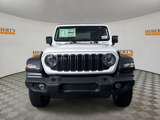 new 2025 Jeep Wrangler car, priced at $40,150