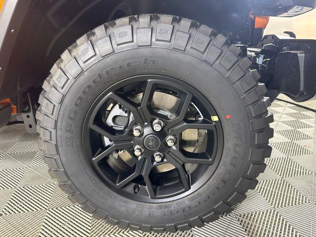 new 2025 Jeep Gladiator car, priced at $44,450
