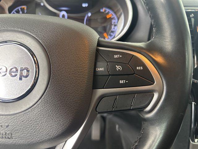 used 2022 Jeep Grand Cherokee WK car, priced at $27,689