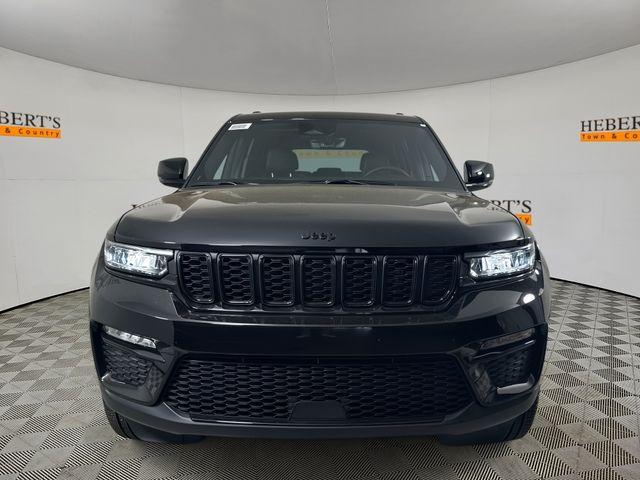 new 2025 Jeep Grand Cherokee car, priced at $42,220