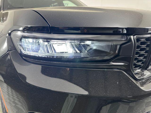 new 2025 Jeep Grand Cherokee car, priced at $42,220