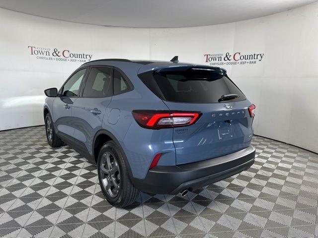 used 2025 Ford Escape car, priced at $27,689