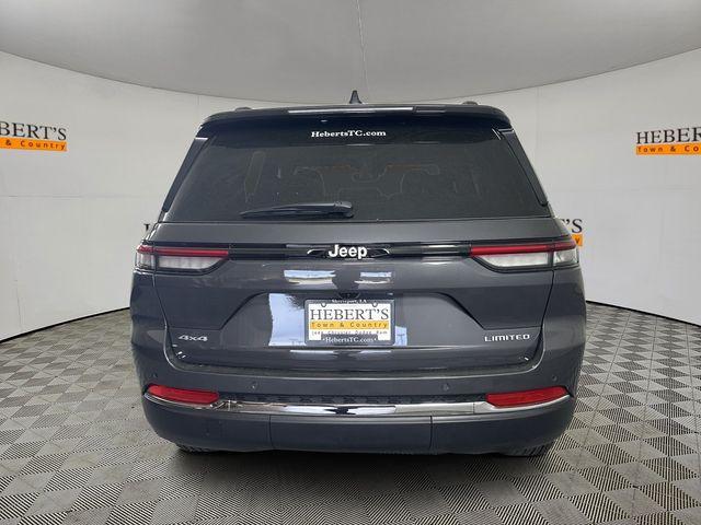 new 2025 Jeep Grand Cherokee car, priced at $41,495