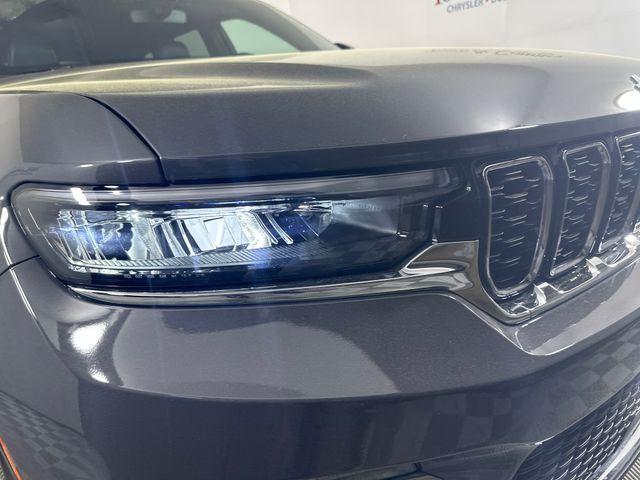 new 2025 Jeep Grand Cherokee car, priced at $41,495