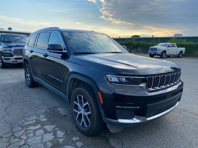 used 2024 Jeep Grand Cherokee L car, priced at $37,968