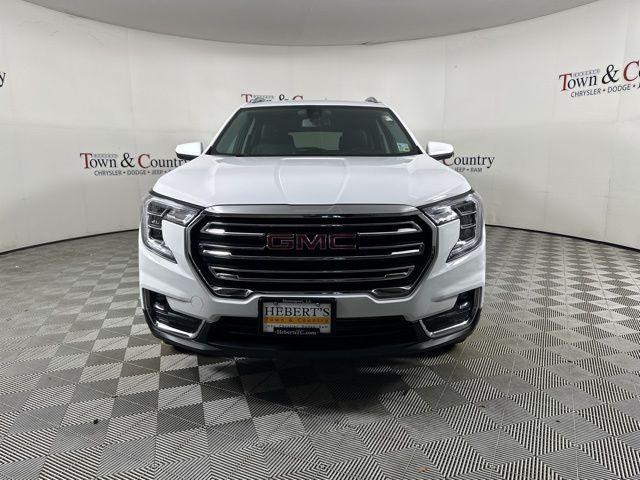 used 2024 GMC Terrain car, priced at $26,000