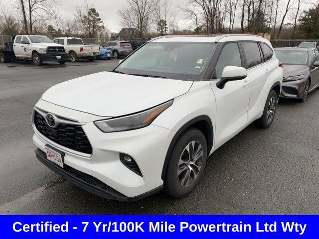 used 2023 Toyota Highlander car, priced at $36,500