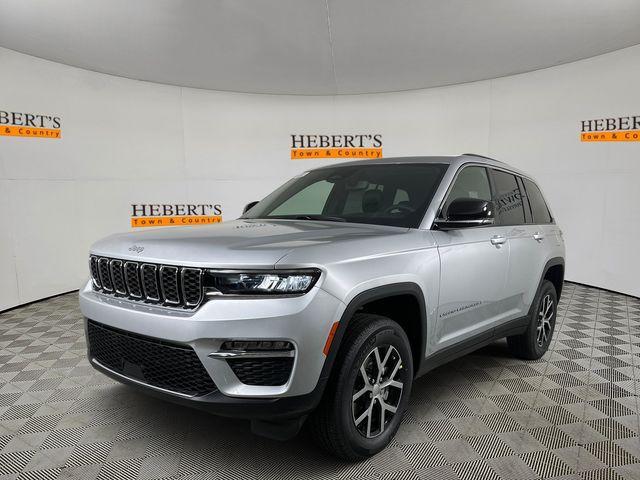 new 2025 Jeep Grand Cherokee car, priced at $39,495