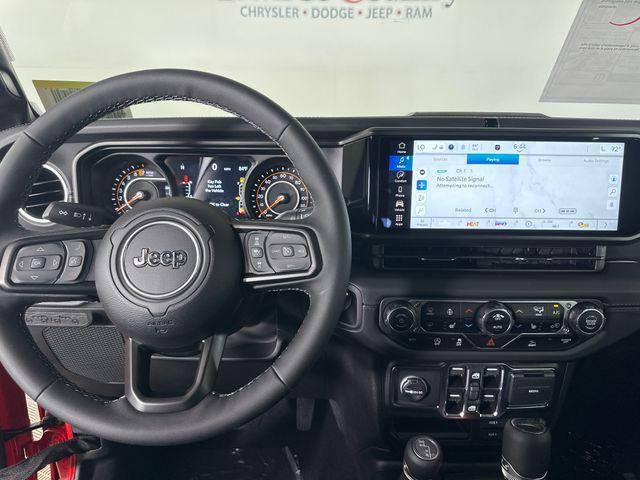 new 2025 Jeep Gladiator car, priced at $46,622