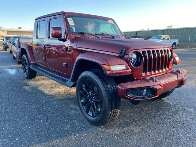 used 2021 Jeep Gladiator car, priced at $32,132