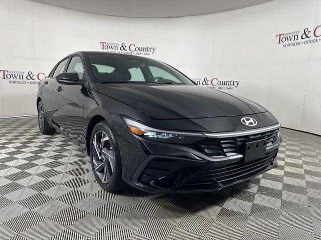 used 2025 Hyundai Elantra car, priced at $22,047