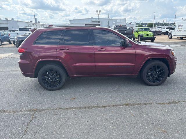 used 2020 Jeep Grand Cherokee car, priced at $25,622