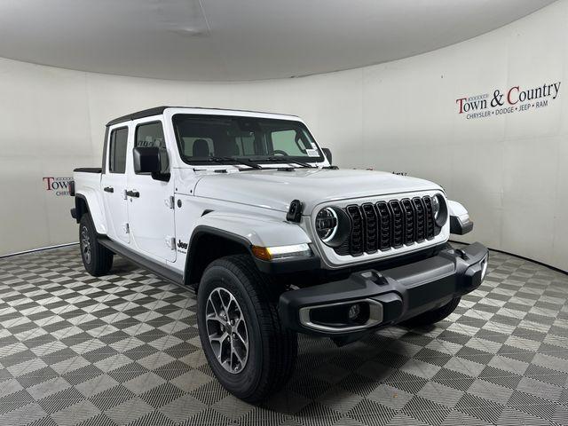 new 2024 Jeep Gladiator car, priced at $47,921