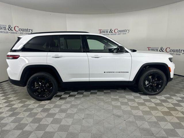 new 2024 Jeep Grand Cherokee car, priced at $44,800