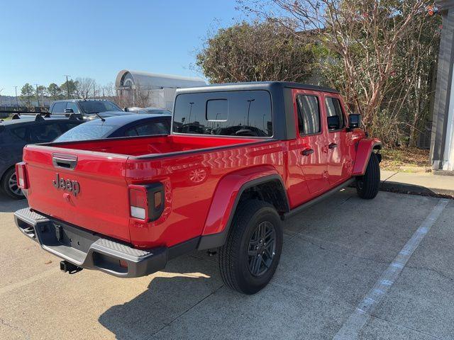 used 2024 Jeep Gladiator car, priced at $41,500