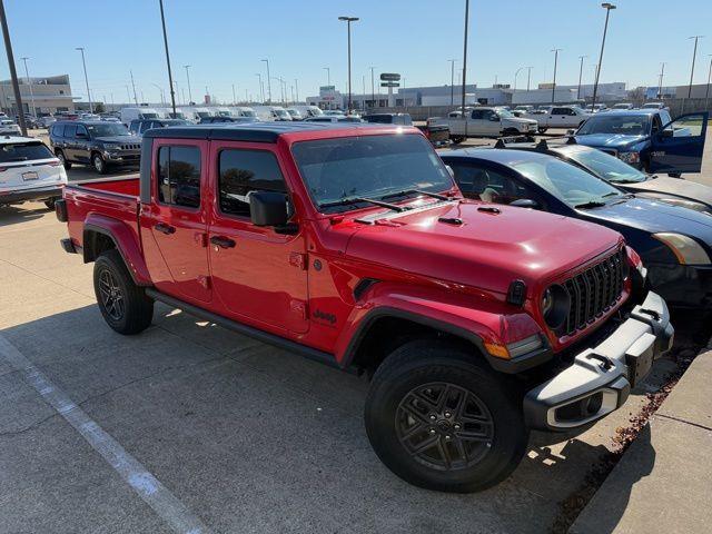 used 2024 Jeep Gladiator car, priced at $41,500