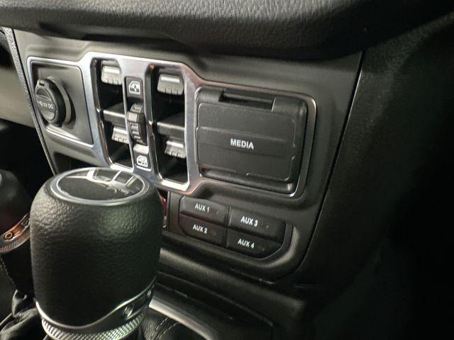 new 2025 Jeep Gladiator car, priced at $45,860