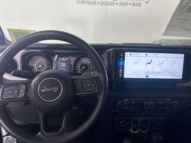 new 2025 Jeep Gladiator car, priced at $44,180