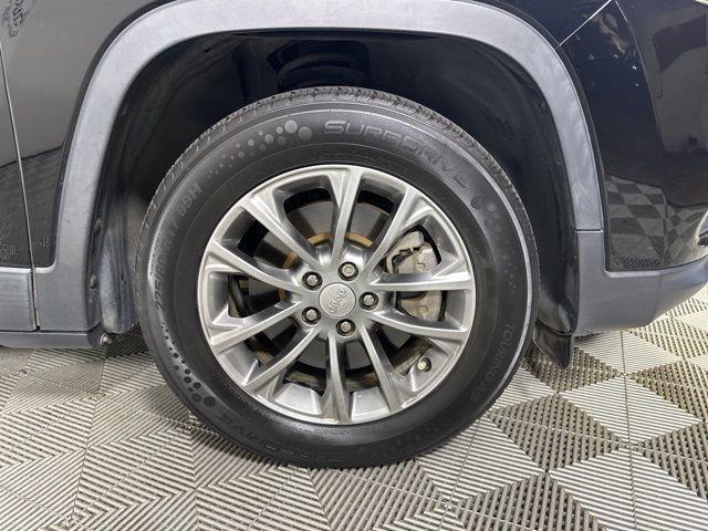 used 2020 Jeep Cherokee car, priced at $19,500
